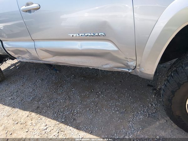 2022 TOYOTA TACOMA TRD SPORT — I6