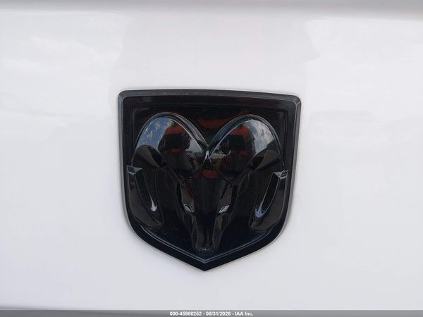 2017 RAM 1500 TRADESMAN  4X2 6'4 BOX