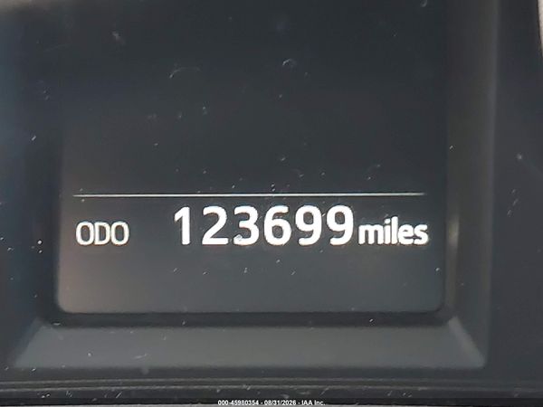 2017 TOYOTA RAV4 LE — I118