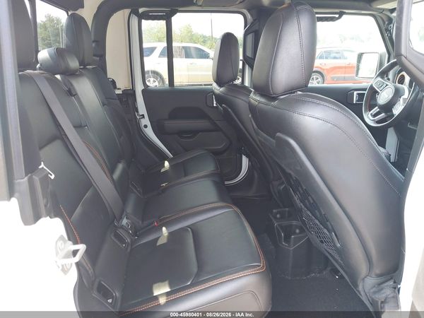2023 JEEP GLADIATOR MOJAVE — I8