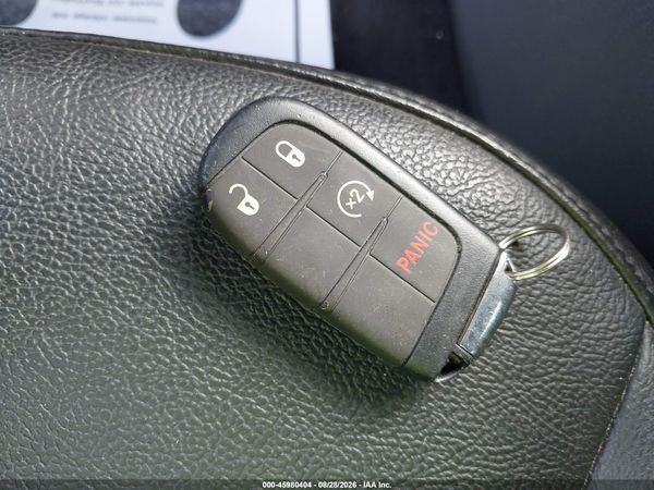 2022 JEEP COMPASS LIMITED 4X4 — I11