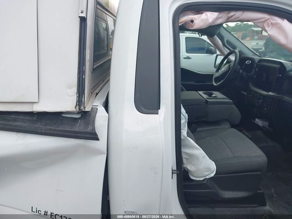 2025 FORD F-150 XL — I8