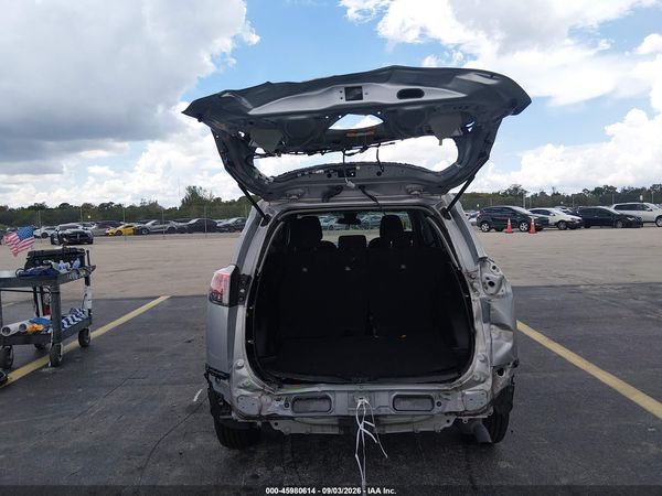 2018 TOYOTA RAV4 LE — I119