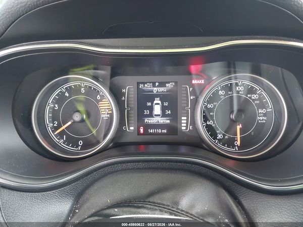 2019 JEEP CHEROKEE LATITUDE PLUS FWD — I7