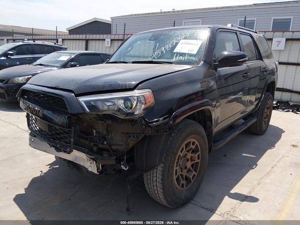 2023 TOYOTA 4RUNNER — I2
