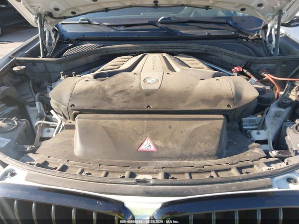 2015 BMW X5 XDRIVE50I — I10