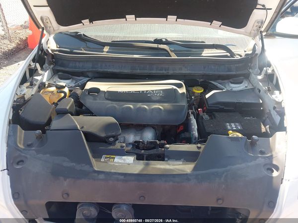 2016 JEEP CHEROKEE LATITUDE — I10