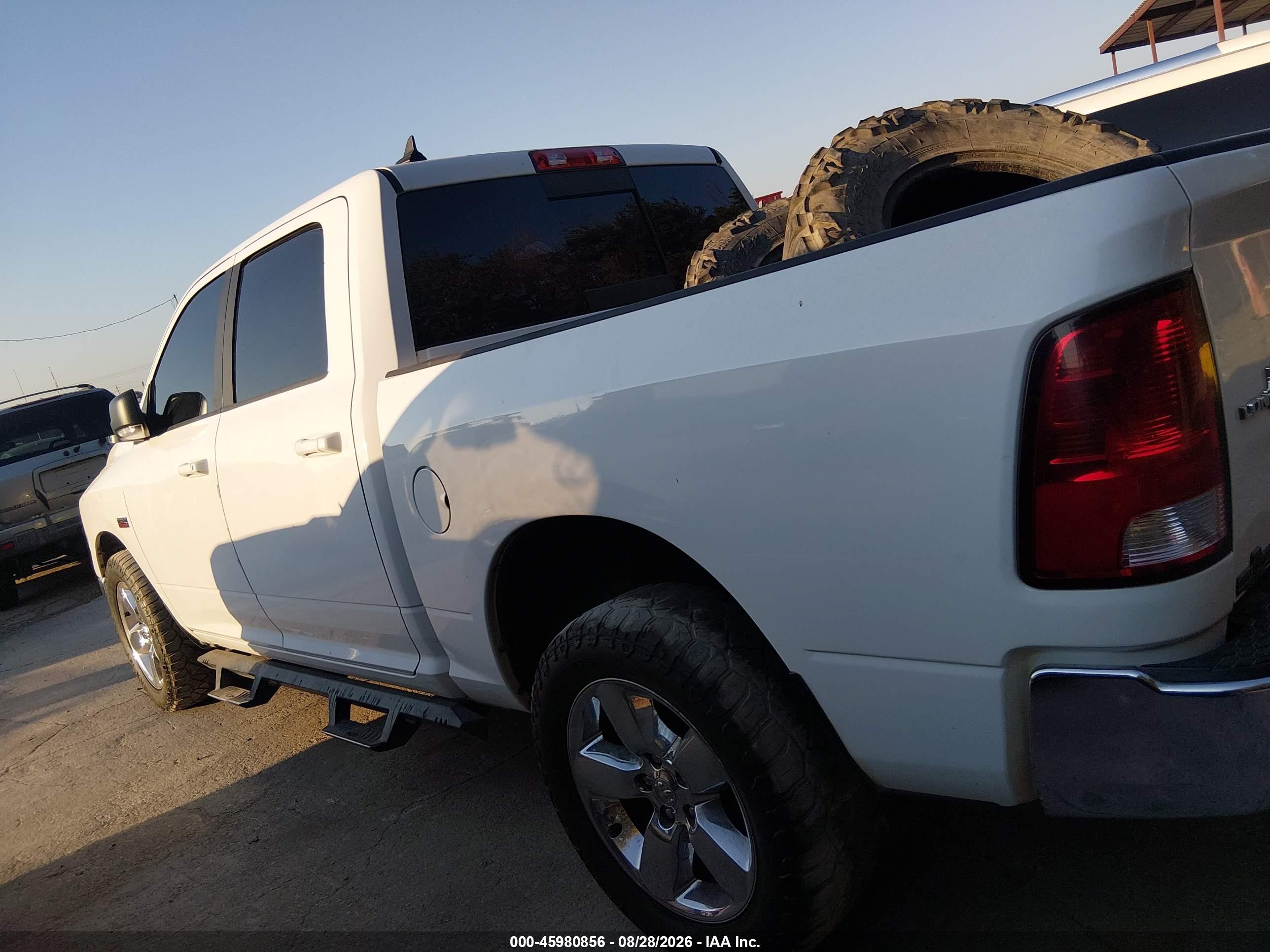 2019 RAM 1500 CLASSIC LONE STAR  4X2 5'7 BOX