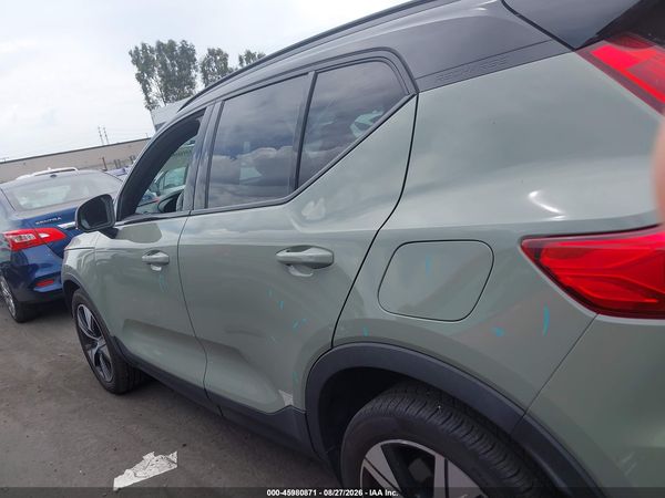 2021 VOLVO XC40 RECHARGE PURE ELECTRIC P8 — I117