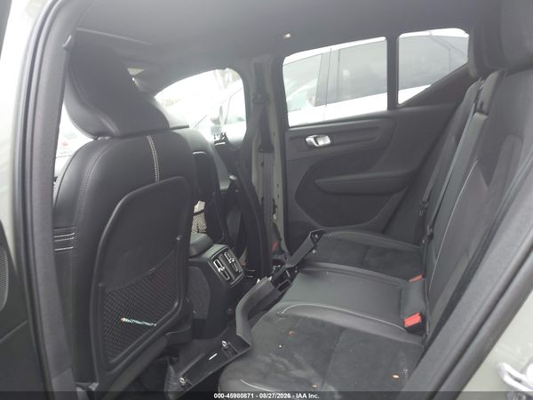 2021 VOLVO XC40 RECHARGE PURE ELECTRIC P8 — I153