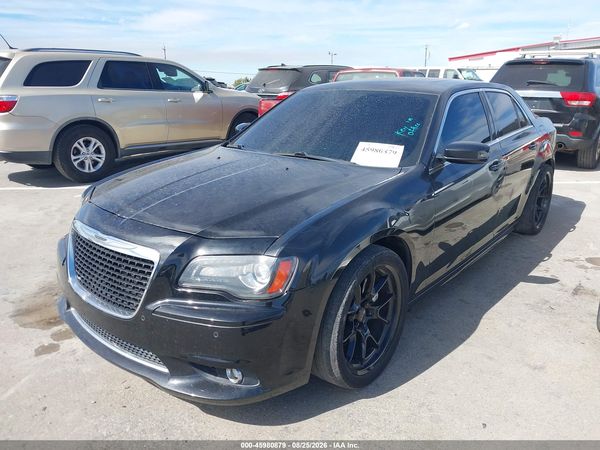 2013 CHRYSLER 300 SRT8