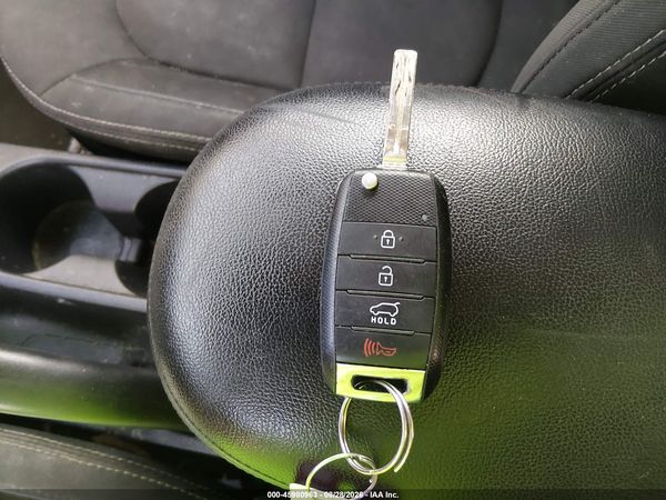 2017 KIA SOUL Base — I11