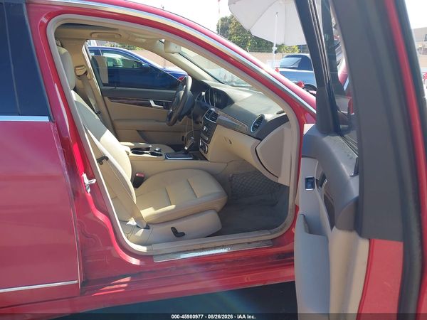 2014 MERCEDES-BENZ C 250 SPORT