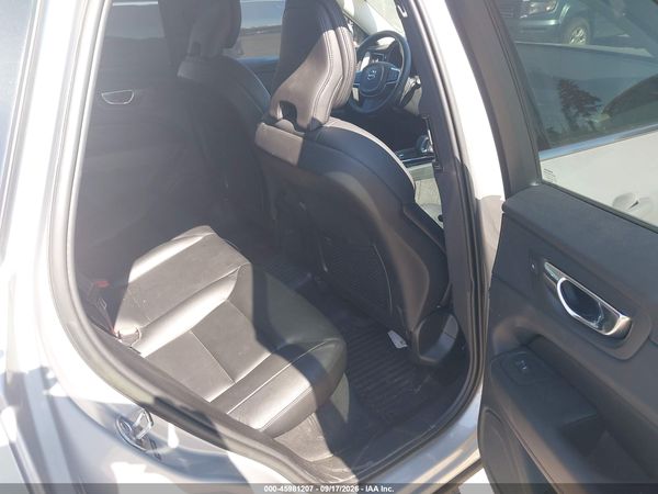 2023 VOLVO XC60 RECHARGE PLUG-IN HYBRID T8 CORE BRIGHT THEME — I8