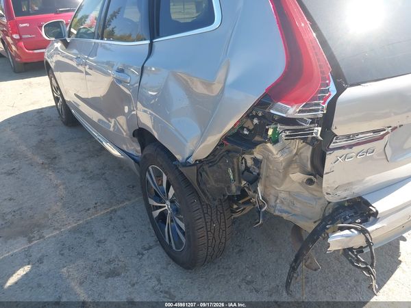 2023 VOLVO XC60 RECHARGE PLUG-IN HYBRID T8 CORE BRIGHT THEME — I156