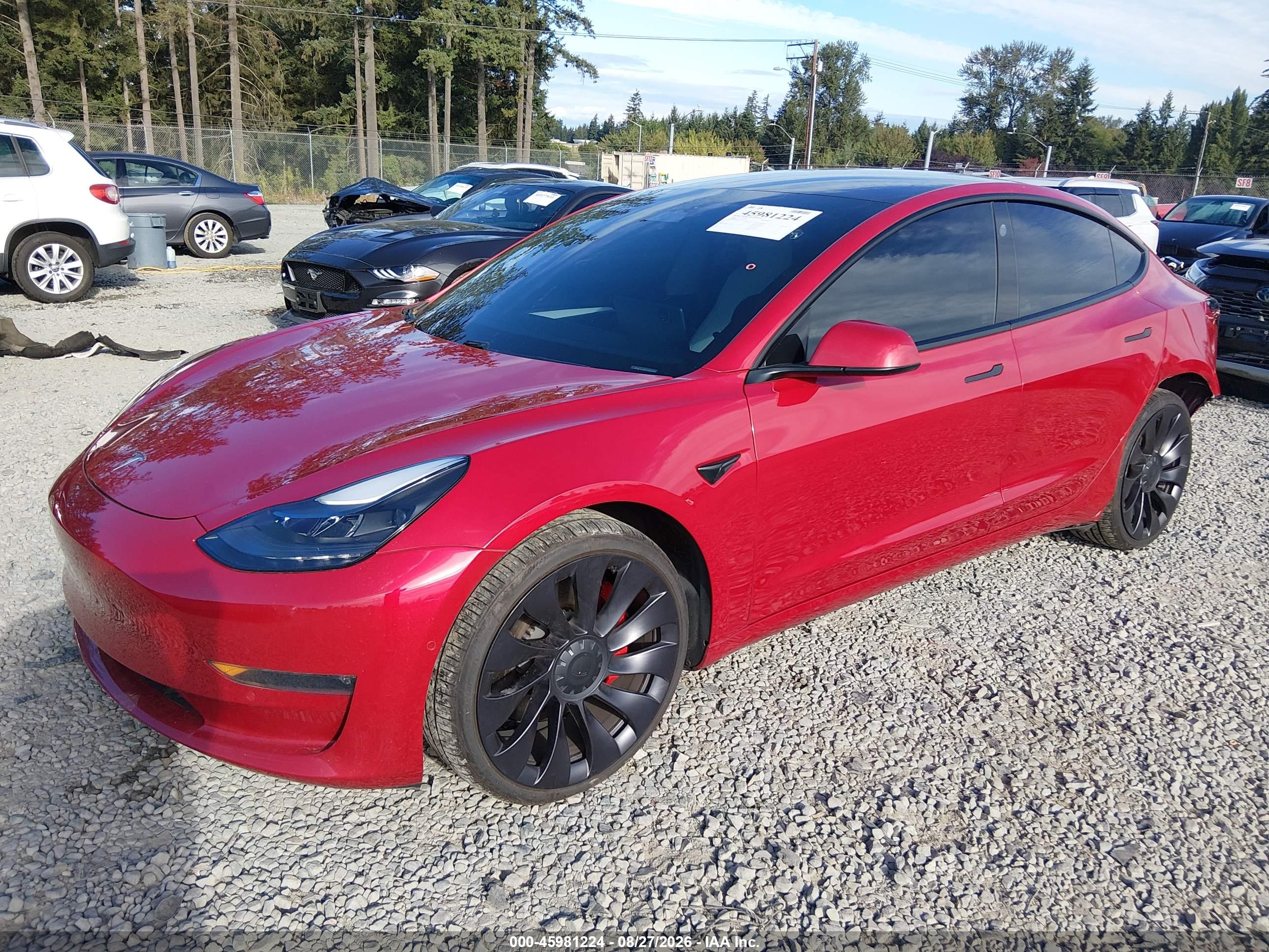2021 TESLA MODEL 3 — I2