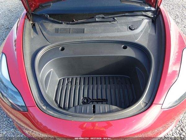 2021 TESLA MODEL 3 — I10