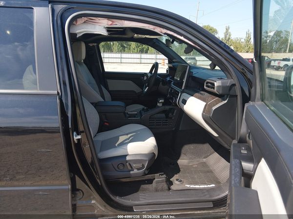 2024 TOYOTA TACOMA LIMITED — I5