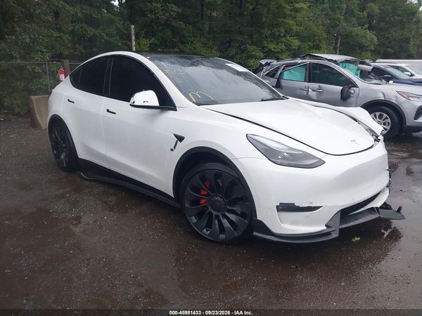 2023 TESLA MODEL Y — I1
