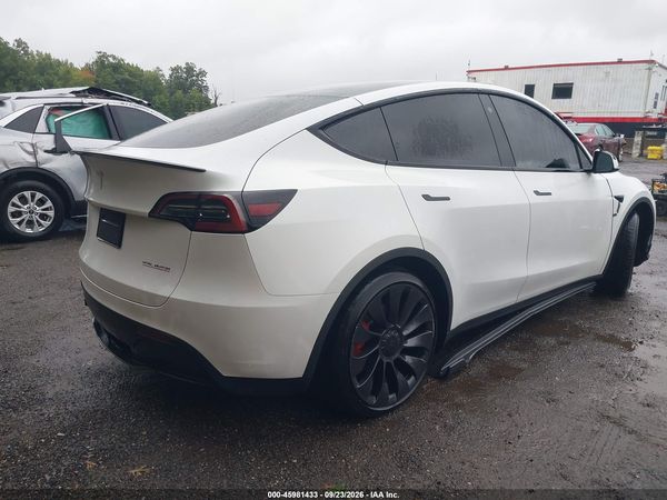 2023 TESLA MODEL Y — I4