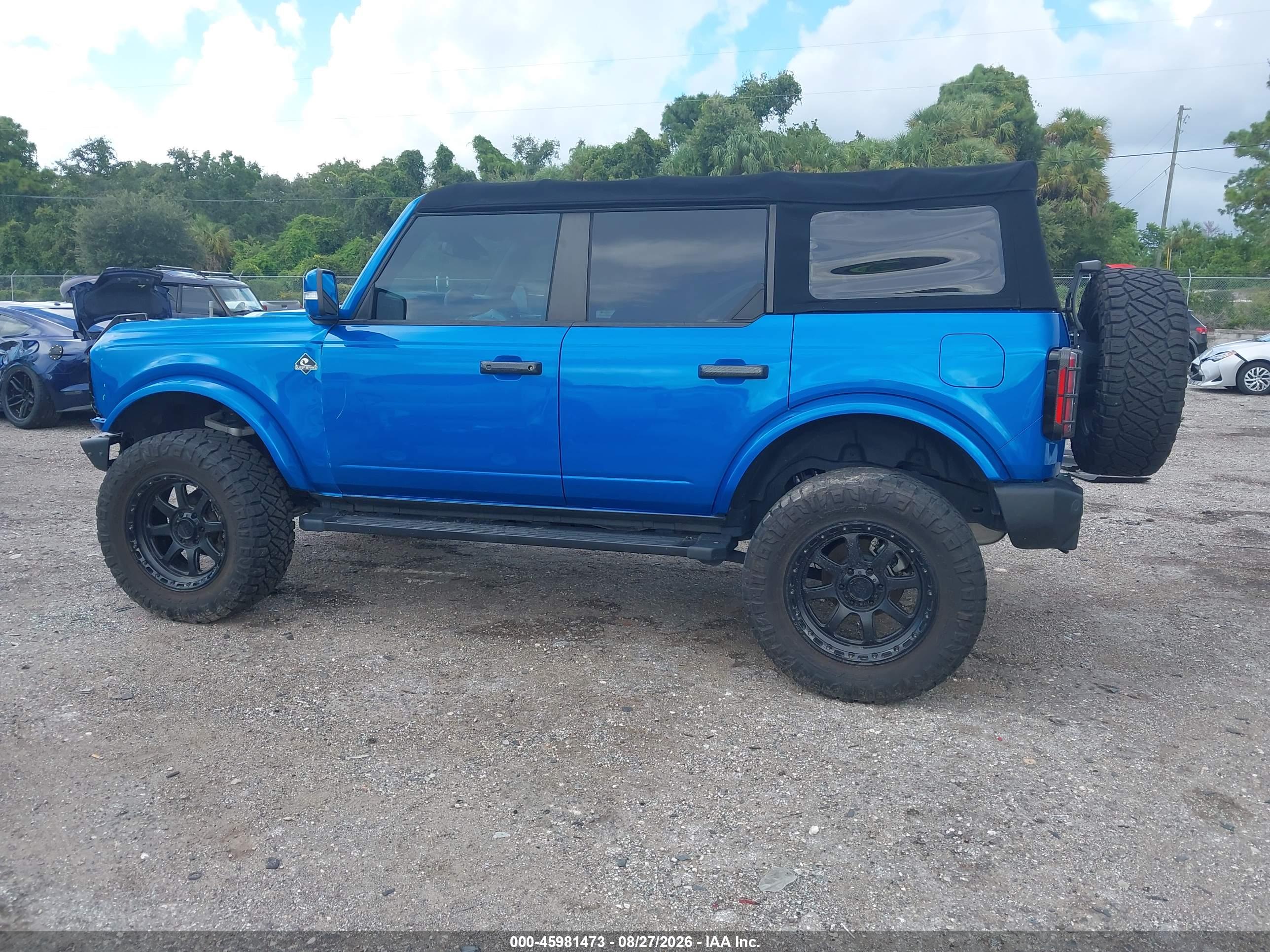 2023 FORD BRONCO OUTER BANKS