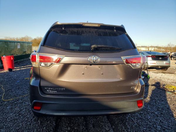 2015 TOYOTA HIGHLANDER