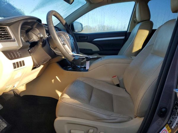 2015 TOYOTA HIGHLANDER