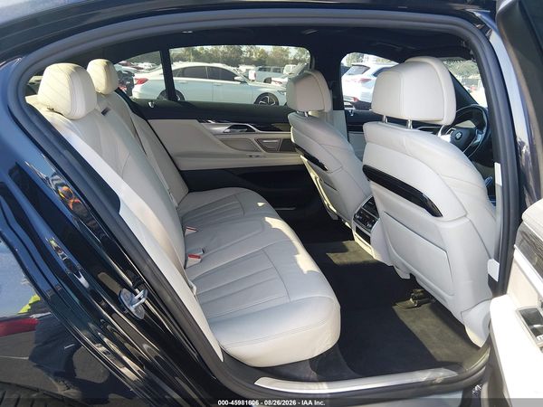 2019 BMW 740I — I8