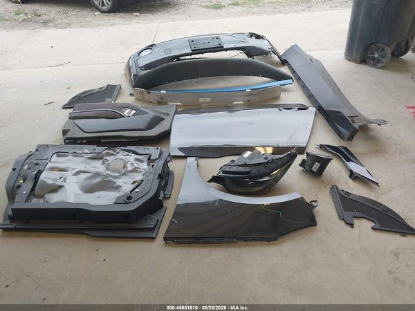 2015 BMW I3 BASE W/RANGE EXTENDER — I13