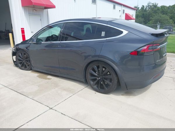 2017 TESLA MODEL X — I3