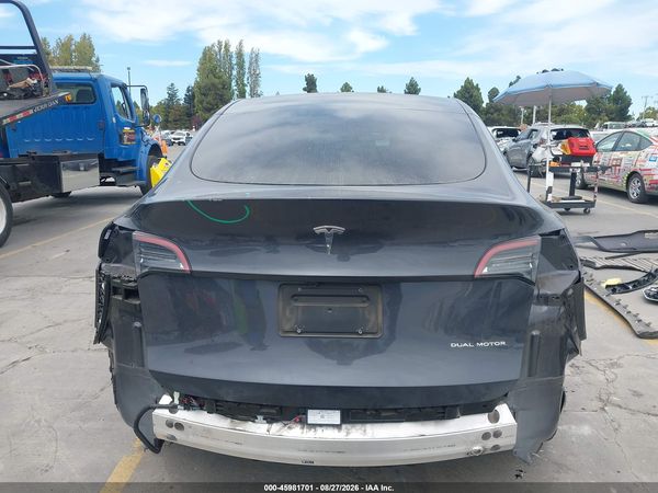 2025 TESLA MODEL Y — I119