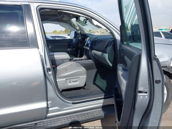2021 TOYOTA SEQUOIA SR5 — I5