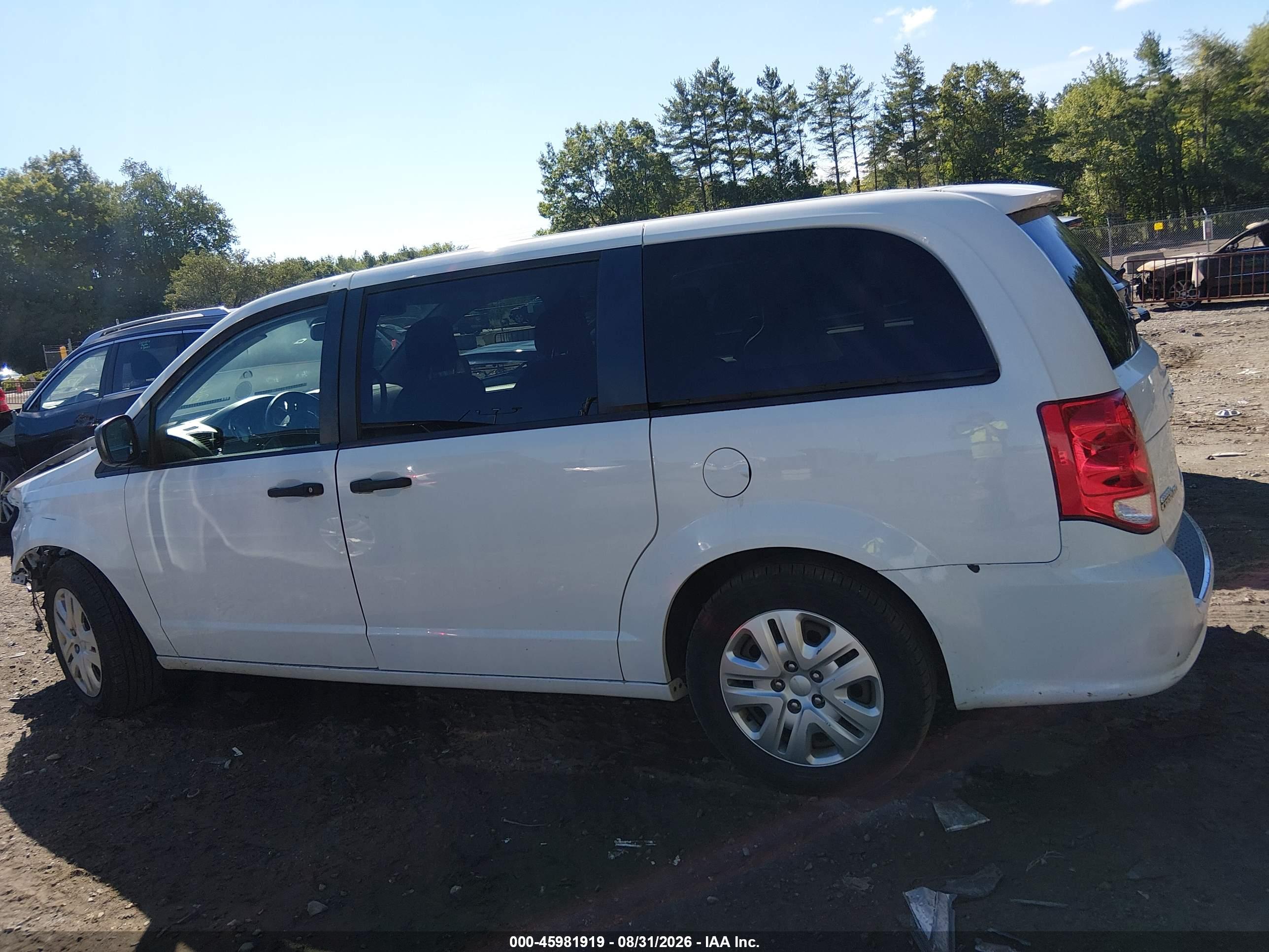 2019 DODGE GRAND CARAVAN SE