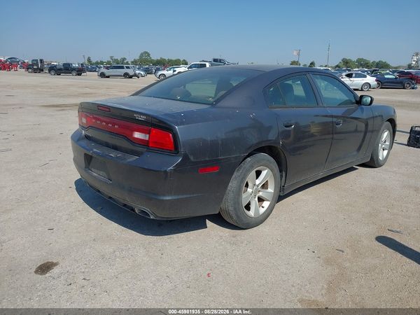2014 DODGE CHARGER SE