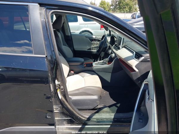 2019 TOYOTA RAV4 ADVENTURE