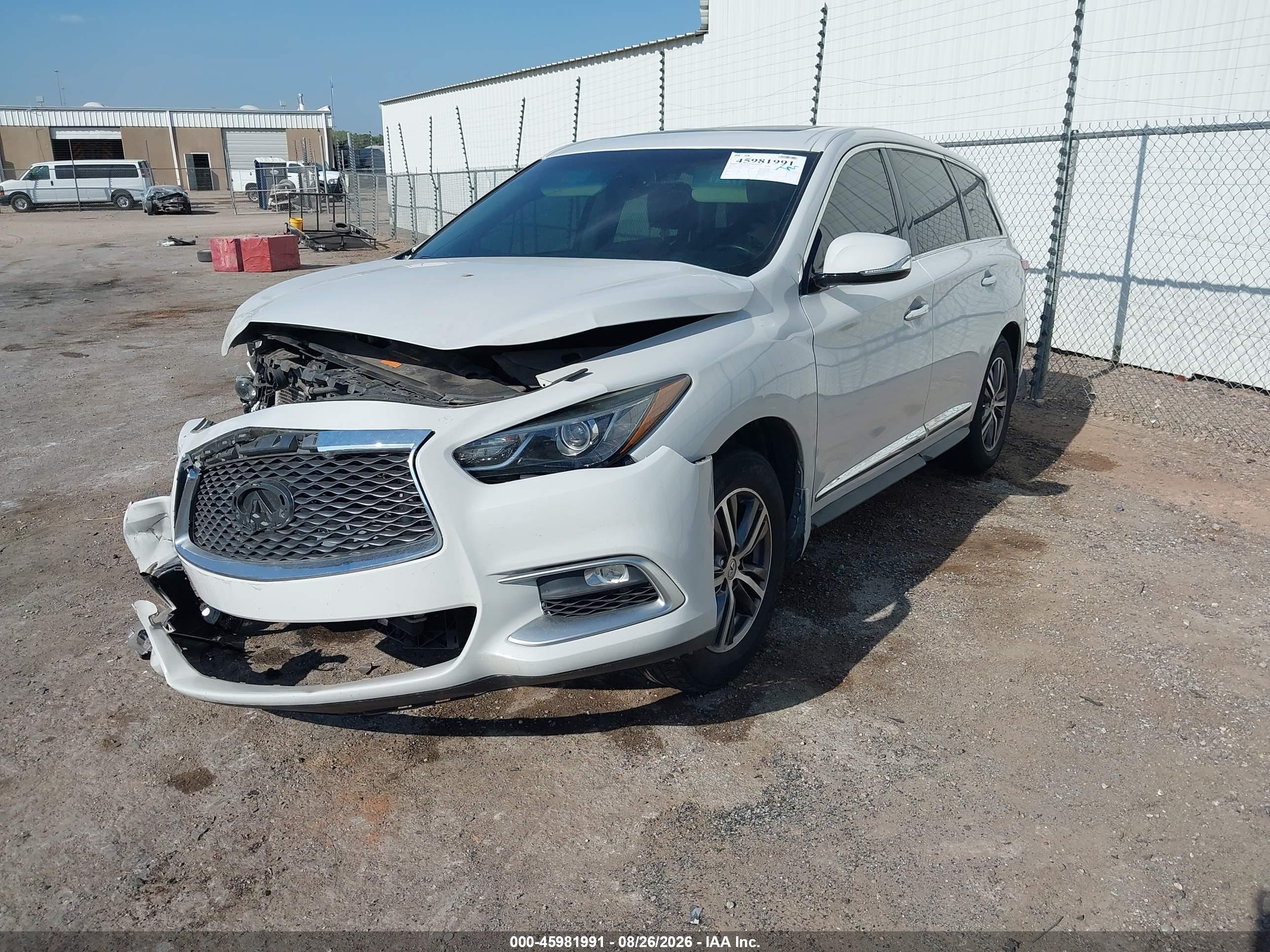 2016 INFINITI QX60 — I2