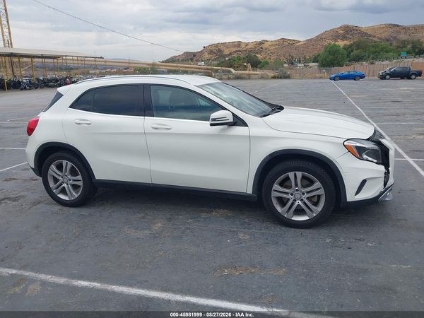 2017 MERCEDES-BENZ GLA 250 GLA250 — I116
