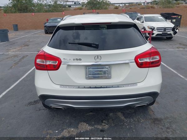 2017 MERCEDES-BENZ GLA 250 GLA250 — I119