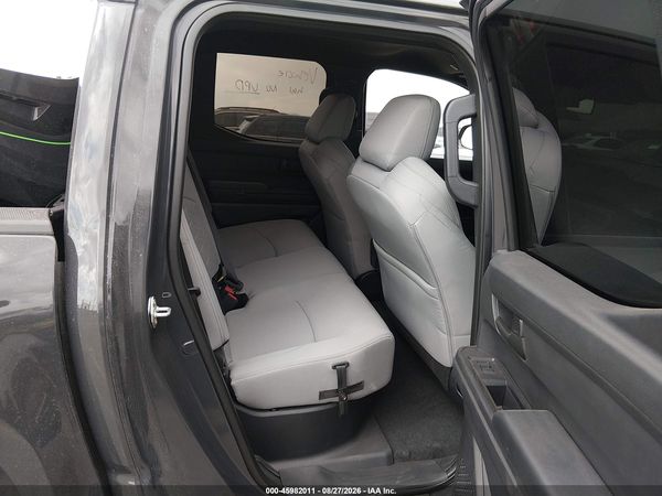 2026 TOYOTA TACOMA SR5 — I8