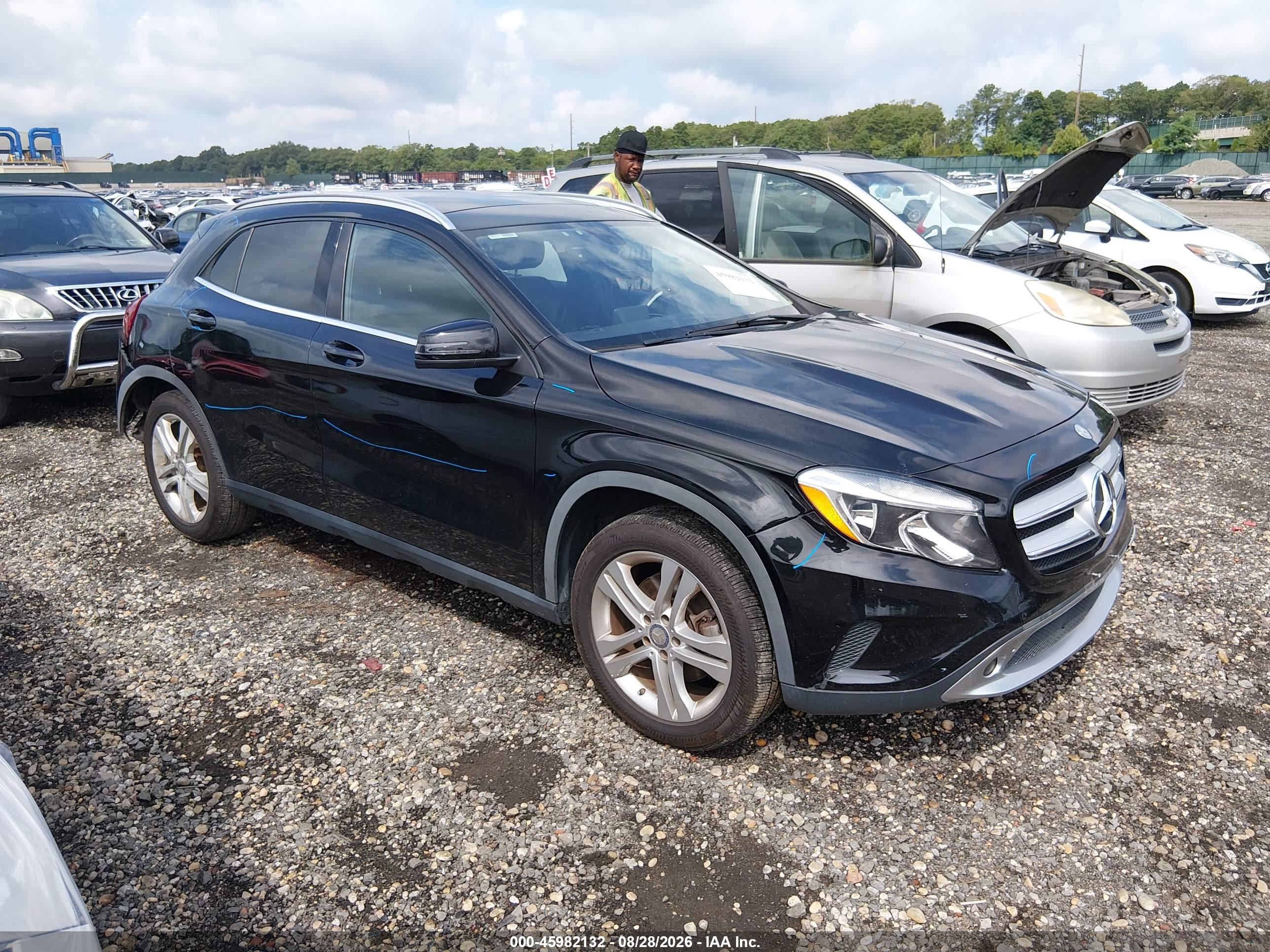 2015 MERCEDES-BENZ GLA 250 GLA250