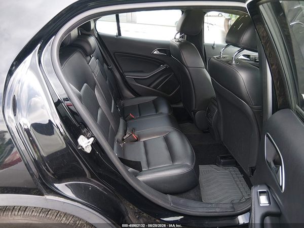 2015 MERCEDES-BENZ GLA 250 GLA250