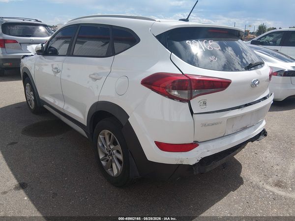 2017 HYUNDAI TUCSON SE — I3