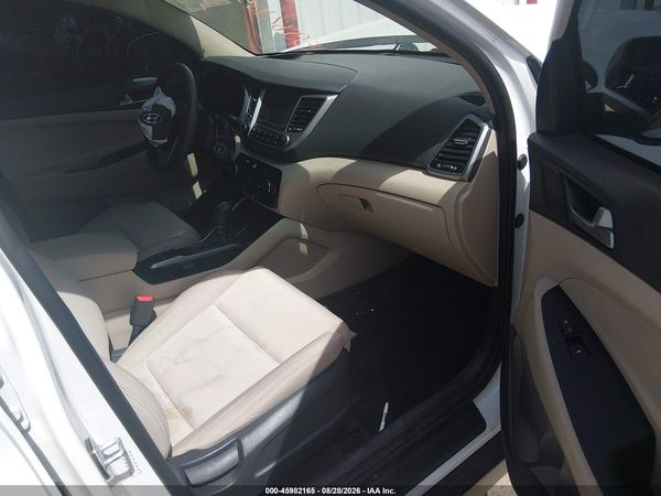 2017 HYUNDAI TUCSON SE — I5