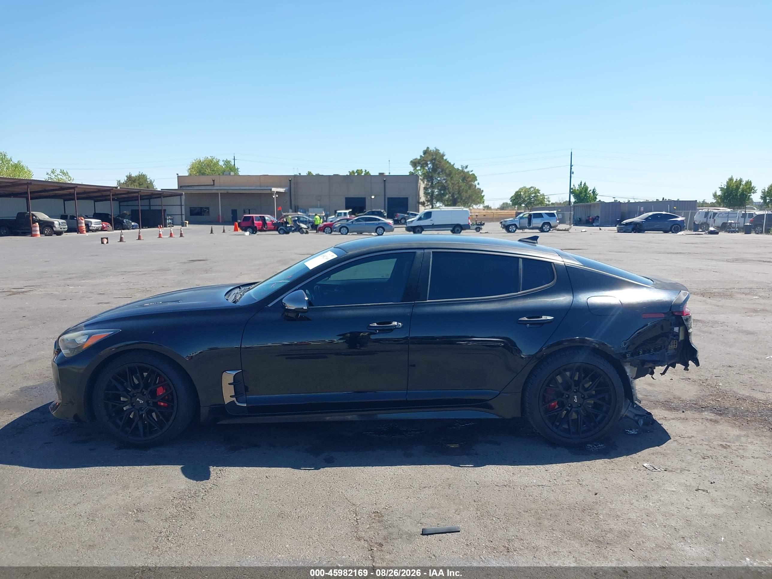 2019 KIA STINGER GT