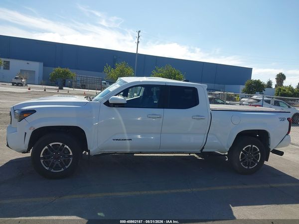 2024 TOYOTA TACOMA TRD SPORT — I117