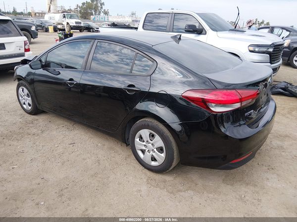 2017 KIA FORTE LX