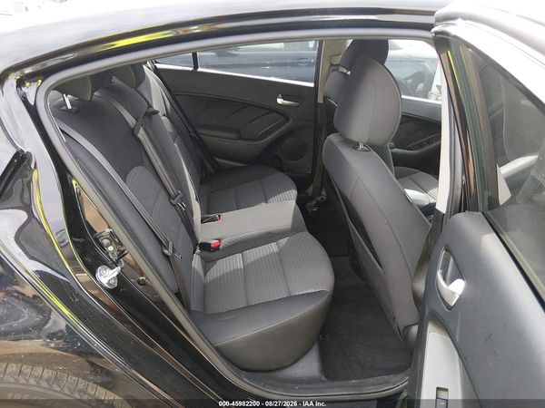 2017 KIA FORTE LX