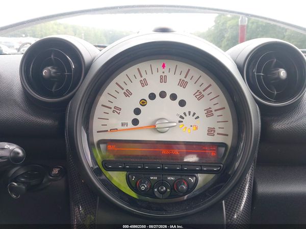 2013 MINI COUNTRYMAN COOPER — I152