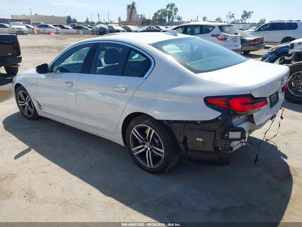 2021 BMW 530E — I3