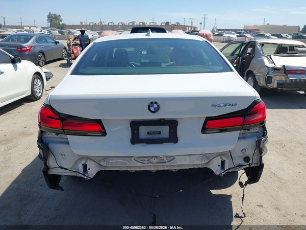 2021 BMW 530E — I119